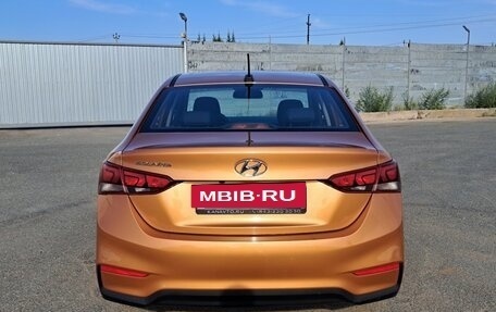 Hyundai Solaris II рестайлинг, 2017 год, 890 000 рублей, 9 фотография
