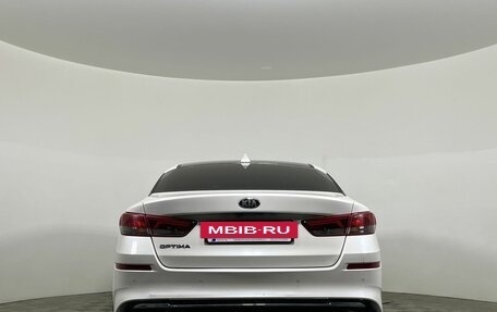 KIA Optima IV, 2019 год, 1 750 000 рублей, 6 фотография