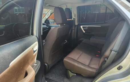 Toyota Fortuner II, 2019 год, 2 600 000 рублей, 4 фотография