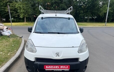 Peugeot Partner II рестайлинг 2, 2013 год, 550 000 рублей, 2 фотография