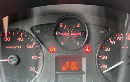 Peugeot Partner II рестайлинг 2, 2013 год, 550 000 рублей, 8 фотография