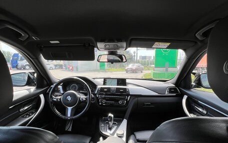 BMW 3 серия, 2018 год, 2 700 000 рублей, 26 фотография