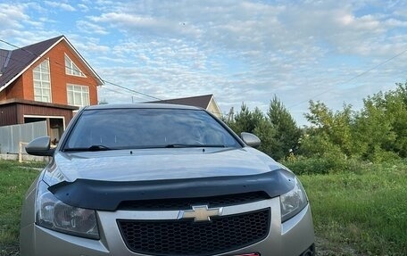 Chevrolet Cruze II, 2010 год, 610 000 рублей, 5 фотография