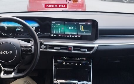KIA K5, 2022 год, 2 800 000 рублей, 13 фотография