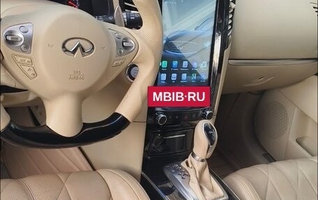 Infiniti FX II, 2010 год, 2 000 000 рублей, 10 фотография