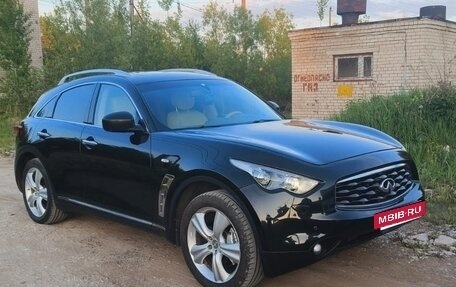 Infiniti FX II, 2010 год, 2 000 000 рублей, 16 фотография