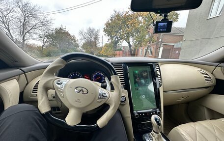 Infiniti FX II, 2010 год, 2 000 000 рублей, 23 фотография
