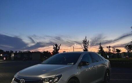 Toyota Camry, 2014 год, 2 150 000 рублей, 3 фотография
