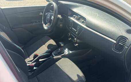 KIA Rio IV, 2018 год, 945 000 рублей, 11 фотография