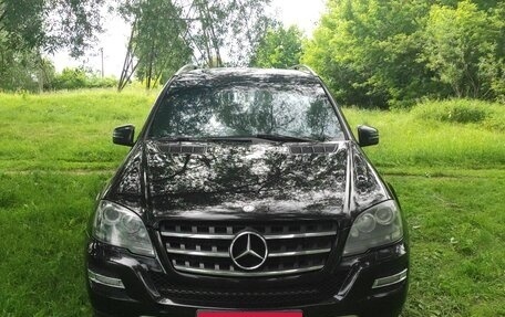 Mercedes-Benz M-Класс, 2011 год, 1 600 000 рублей, 1 фотография