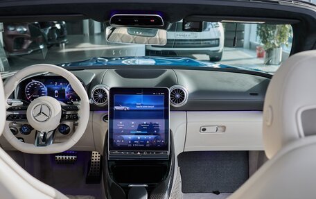 Mercedes-Benz SL-Класс AMG, 2024 год, 24 500 000 рублей, 13 фотография