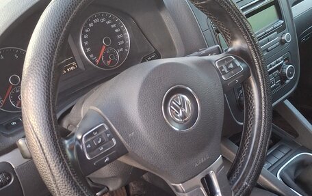 Volkswagen Jetta VI, 2010 год, 630 000 рублей, 8 фотография