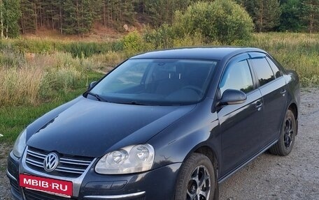 Volkswagen Jetta VI, 2010 год, 630 000 рублей, 11 фотография