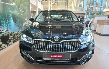 Skoda Superb III рестайлинг, 2025 год, 4 510 000 рублей, 2 фотография
