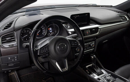 Mazda 6, 2017 год, 2 040 000 рублей, 11 фотография