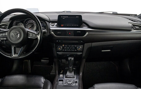 Mazda 6, 2017 год, 2 040 000 рублей, 21 фотография