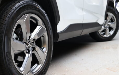 Toyota RAV4, 2020 год, 3 158 000 рублей, 8 фотография