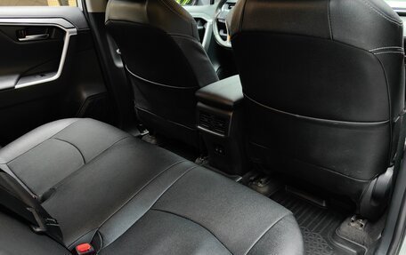 Toyota RAV4, 2020 год, 3 158 000 рублей, 22 фотография