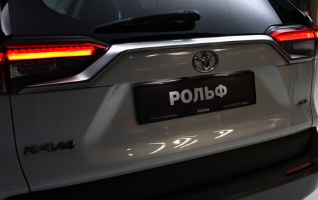 Toyota RAV4, 2020 год, 3 158 000 рублей, 15 фотография