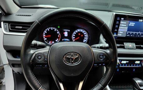 Toyota RAV4, 2020 год, 3 158 000 рублей, 30 фотография