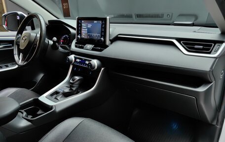 Toyota RAV4, 2020 год, 3 158 000 рублей, 25 фотография