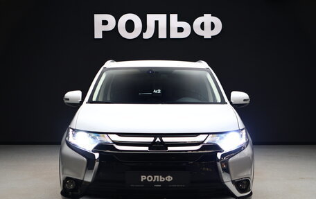 Mitsubishi Outlander III рестайлинг 3, 2018 год, 1 782 000 рублей, 3 фотография