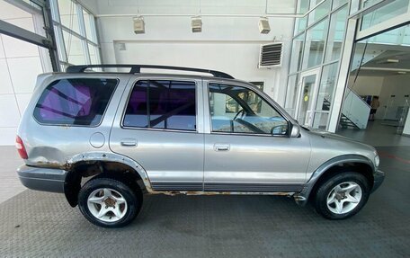 KIA Sportage IV рестайлинг, 2003 год, 215 000 рублей, 4 фотография