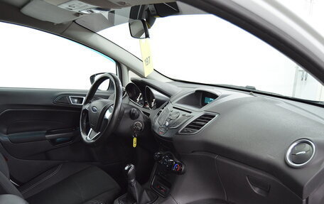 Ford Fiesta, 2017 год, 860 000 рублей, 19 фотография