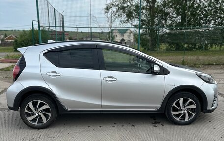 Toyota Aqua I, 2017 год, 1 329 000 рублей, 7 фотография