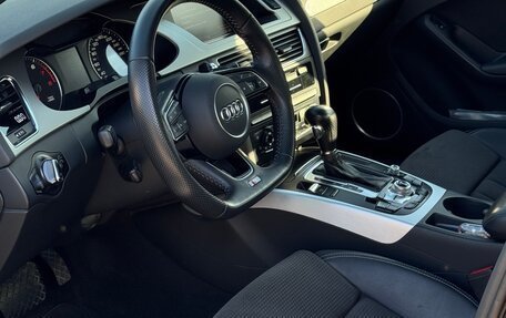 Audi A4, 2011 год, 1 950 000 рублей, 13 фотография