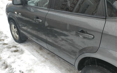 Hyundai Tucson III, 2007 год, 700 000 рублей, 4 фотография