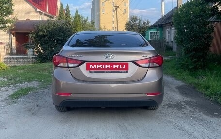 Hyundai Elantra V, 2015 год, 1 250 000 рублей, 2 фотография