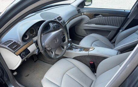Mercedes-Benz E-Класс, 2008 год, 1 280 000 рублей, 9 фотография
