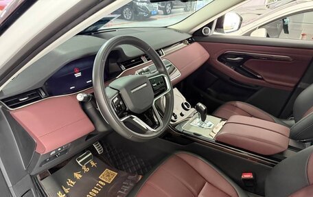 Land Rover Range Rover Evoque II, 2022 год, 3 300 000 рублей, 7 фотография