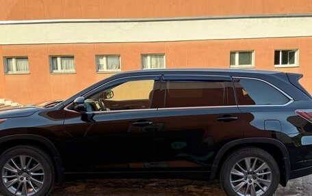 Toyota Highlander III, 2015 год, 3 600 000 рублей, 2 фотография