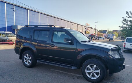 Nissan Pathfinder, 2011 год, 1 700 000 рублей, 2 фотография