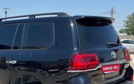 Toyota Land Cruiser 200, 2010 год, 2 850 000 рублей, 7 фотография