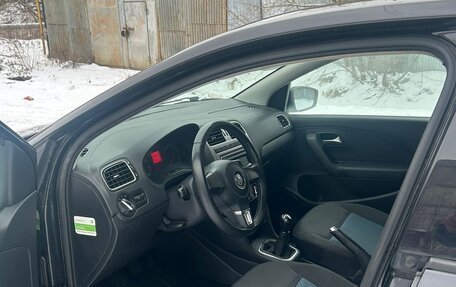 Volkswagen Polo VI (EU Market), 2013 год, 800 000 рублей, 6 фотография