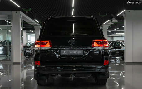 Toyota Land Cruiser 200, 2018 год, 6 700 000 рублей, 6 фотография
