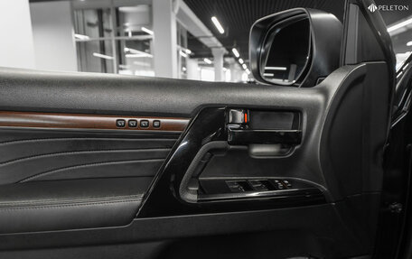 Toyota Land Cruiser 200, 2018 год, 6 700 000 рублей, 19 фотография