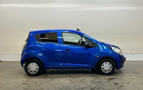 Chevrolet Spark III, 2011 год, 387 000 рублей, 2 фотография