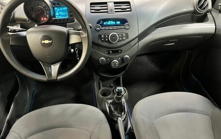 Chevrolet Spark III, 2011 год, 387 000 рублей, 8 фотография