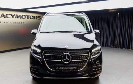 Mercedes-Benz V-Класс, 2025 год, 14 380 000 рублей, 3 фотография