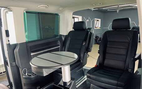 Volkswagen Multivan T6 рестайлинг, 2018 год, 4 500 000 рублей, 13 фотография