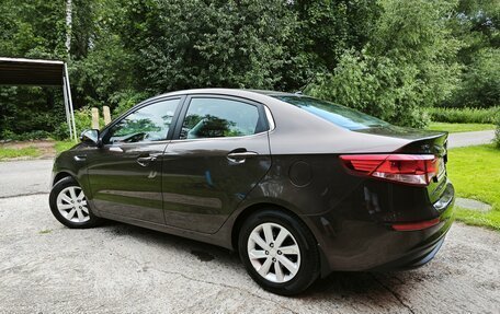 KIA Rio III рестайлинг, 2015 год, 1 220 000 рублей, 10 фотография