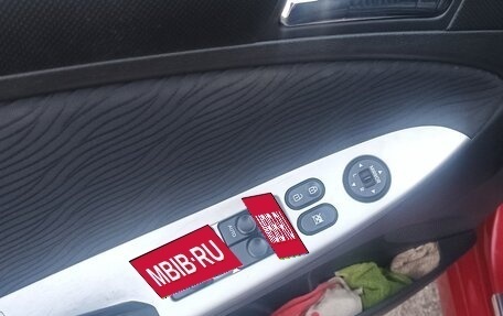 Hyundai Solaris II рестайлинг, 2011 год, 700 000 рублей, 8 фотография