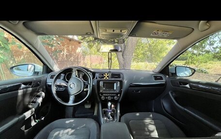 Volkswagen Jetta VI, 2017 год, 1 450 000 рублей, 10 фотография