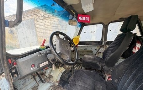 ЛуАЗ 3151, 1997 год, 200 000 рублей, 4 фотография