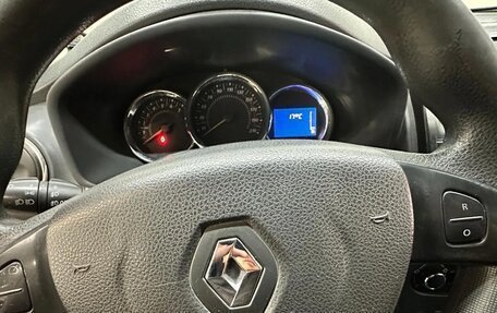 Renault Sandero II рестайлинг, 2016 год, 827 000 рублей, 7 фотография