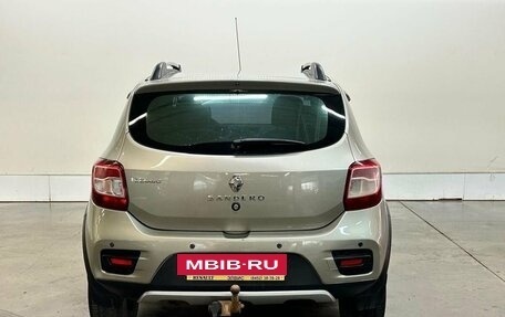 Renault Sandero II рестайлинг, 2016 год, 827 000 рублей, 5 фотография